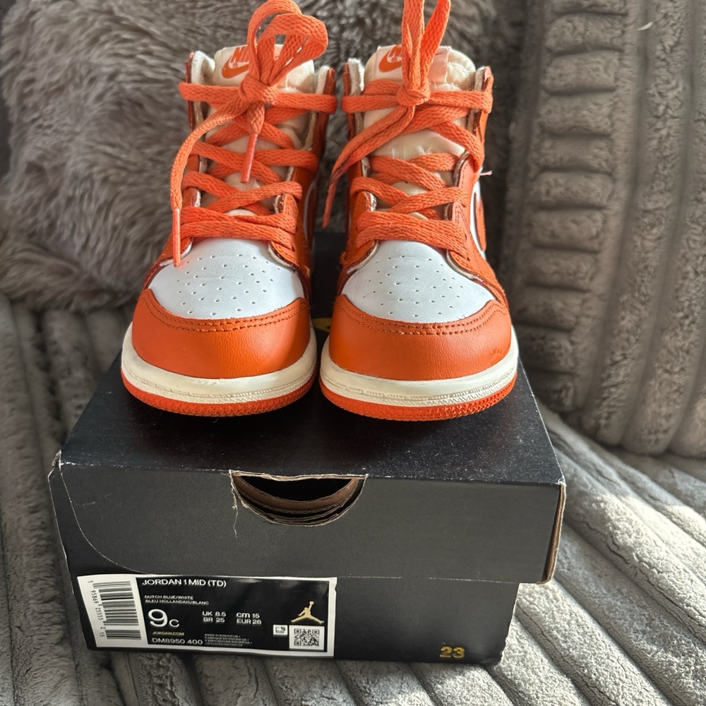 Nike Kids' Orange Brown and White Sneakers